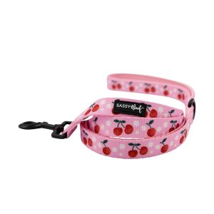 Sassy Woof Dog Leash, Mon Cherry