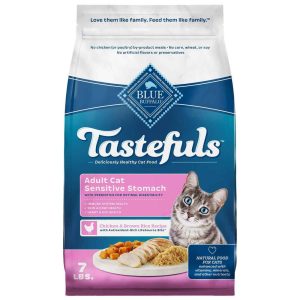 Blue Buffalo Tastefuls Adult Natural Sensitive Stomach Dry Cat Food, Chicken & Brown Rice Recipe, 7