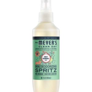 Mrs Meyers Sweet Chamomile Dog Deodorizing Spritz, 8 Ounces